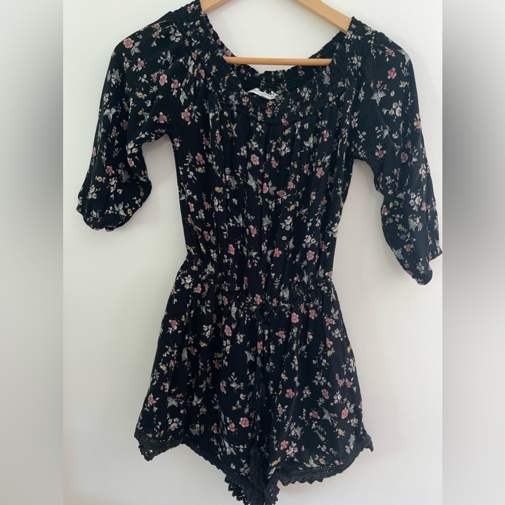 Abercrombie & Fitch floral drawstring romper size MEDIUM